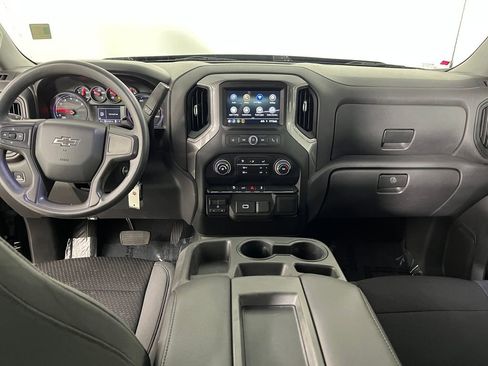 Used 2019 Chevrolet Silverado 1500 Custom Trail Boss w/ Custom Convenience Package AWD/4WD image 18