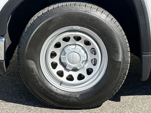 Certified 2022 GMC Sierra 1500 Pro w/ Pro Value Package image 34