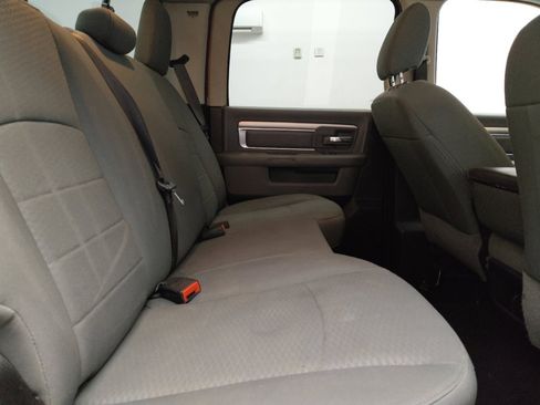 Used 2020 RAM 1500 Classic SLT RWD image 19