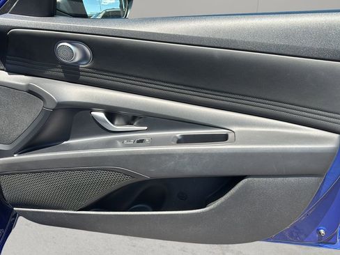 Certified 2023 Hyundai Elantra SEL w/ Convenience Package FWD image 33