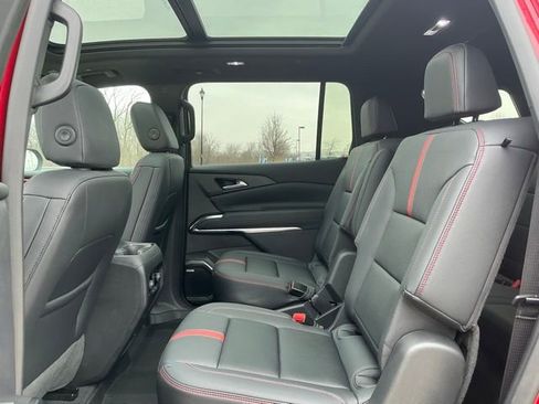 Used 2024 Chevrolet Traverse RS w/ LPO, Floor Liner Package image 34