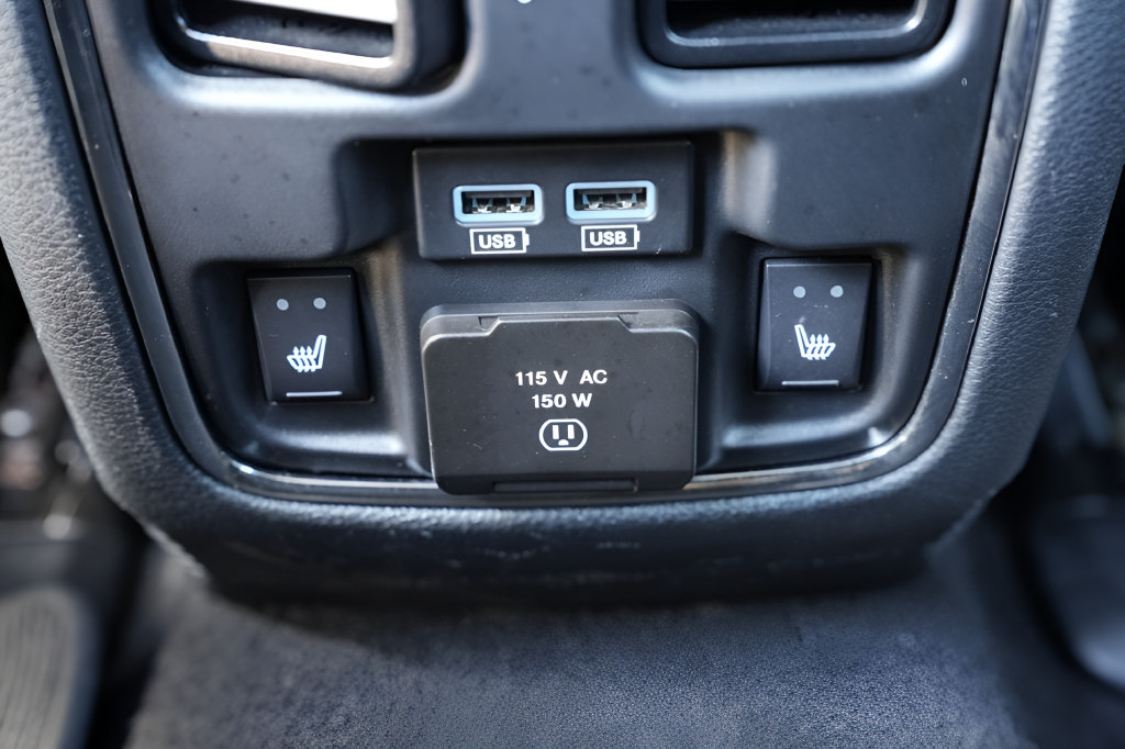 Used 2020 Jeep Grand Cherokee SRT AWD/4WD image 19