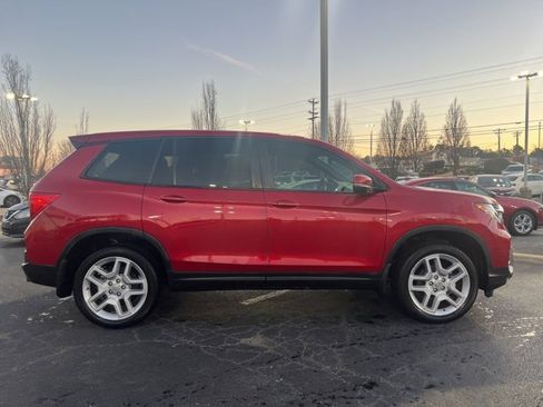 Used 2024 Honda Passport EX-L image 5