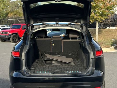 Used 2018 Jaguar F-PACE Portfolio image 36