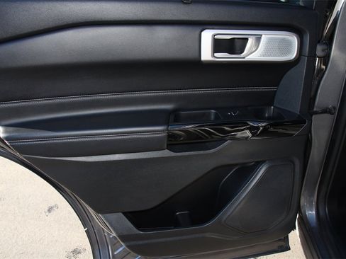 Certified 2021 Ford Explorer ST w/ Equipment Group 401A image 20