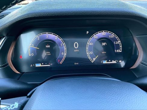 New 2025 Jeep Grand Cherokee Altitude image 18