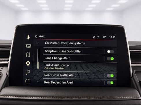 Used 2023 GMC Yukon SLT w/ SLT Luxury Package AWD/4WD image 32