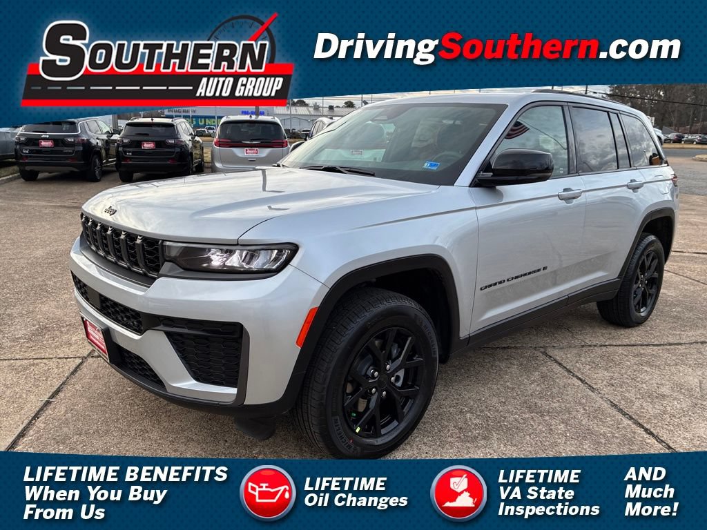 New 2026 Jeep Grand Cherokee Altitude AWD/4WD 360° Tour