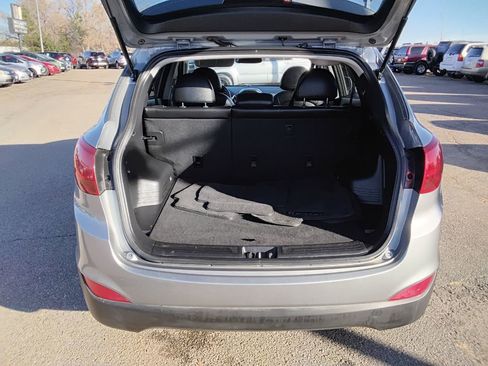 Used 2011 Hyundai Tucson GLS image 20