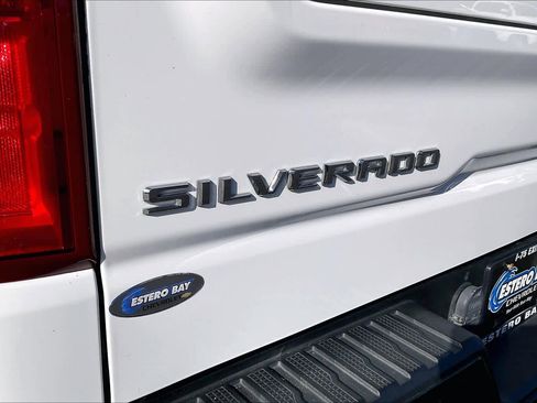 Certified 2022 Chevrolet Silverado 1500 Custom Trail Boss image 8