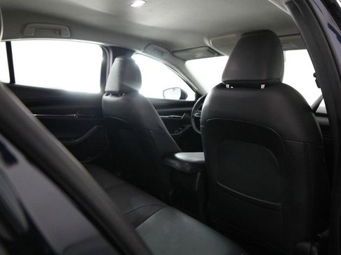 Used 2019 MAZDA MAZDA3 Sedan w/ Preferred Package FWD image 39