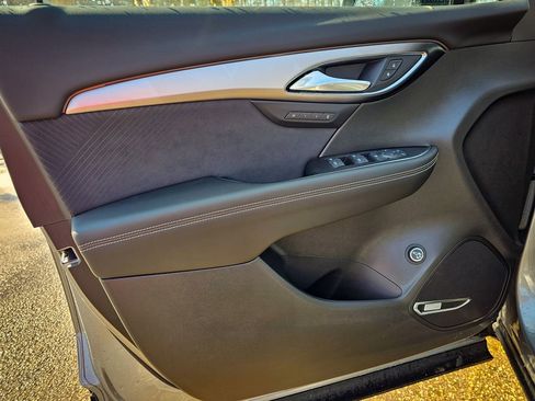 New 2026 Buick Envision Sport Touring image 9