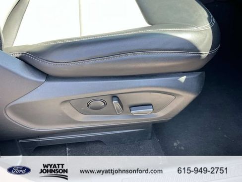 Used 2023 Ford Explorer XLT w/ Equipment Group 202A image 24