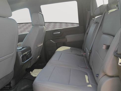 Used 2023 GMC Sierra 2500 SLT w/ SLT Convenience Package AWD/4WD image 10