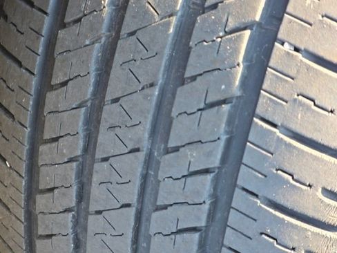 Used 2023 Jeep Grand Cherokee L Laredo image 25