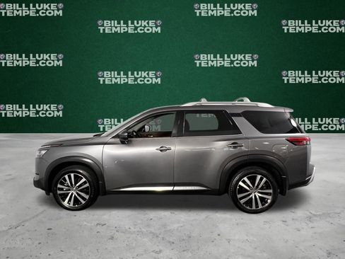 Used 2024 Nissan Pathfinder Platinum w/ Cargo Package image 7
