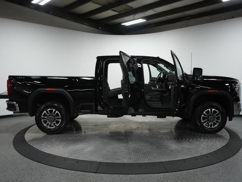 New 2026 GMC Sierra 2500 SLT w/ SLT Convenience Package image 10