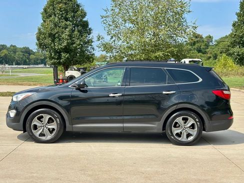Used 2016 Hyundai Santa Fe SE AWD/4WD image 10