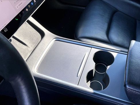 Used 2021 Tesla Model 3 Long Range image 15