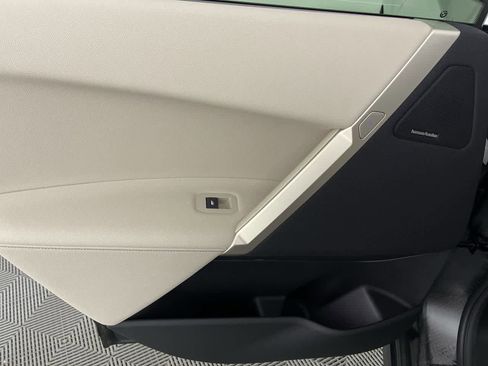 New 2022 BMW iX xDrive50 w/ Convenience Package image 22