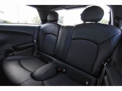 Used 2019 MINI Cooper 2-Door Hardtop FWD image 31