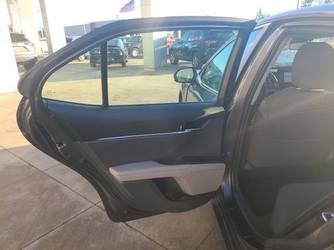Used 2023 Toyota Camry LE image 14