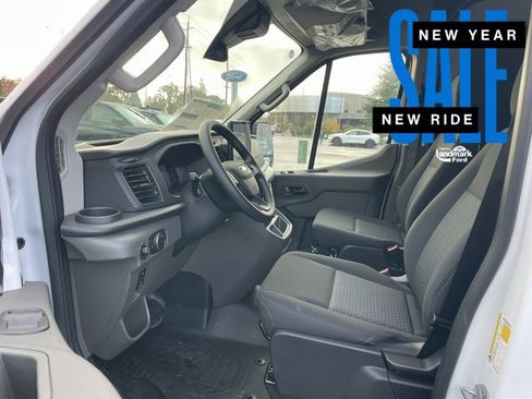 New 2026 Ford Transit 250 148 Medium Roof w/ Load Area Protection Package image 15