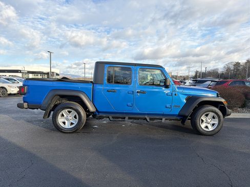 Used 2020 Jeep Gladiator Sport w/ Quick Order Package 24S image 4