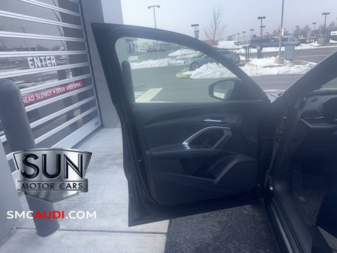 Used 2025 Audi Q5 Premium w/ 19" Wheel Package image 25