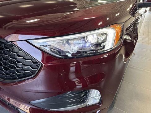 Used 2024 Ford Edge ST-Line w/ Class II Trailer Tow Package AWD/4WD image 34