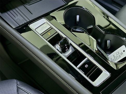 New 2026 Volkswagen Atlas SE image 22