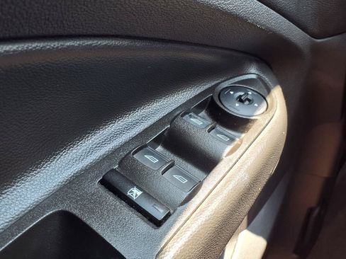 Used 2013 Ford Escape SE FWD image 9