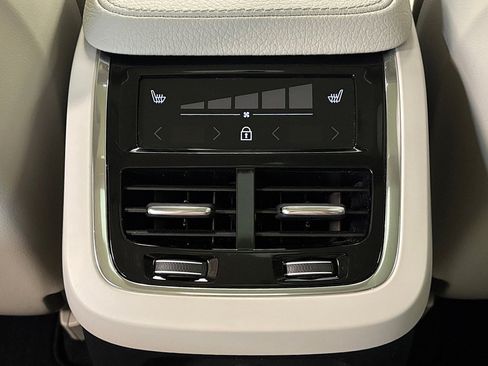 Used 2021 Volvo XC90 T8 Inscription Expression w/ Climate Package AWD/4WD image 32