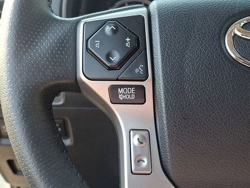 Used 2022 Toyota 4Runner Limited AWD/4WD image 22