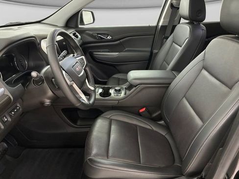 Used 2023 GMC Acadia SLT w/ Technology Package AWD/4WD image 12