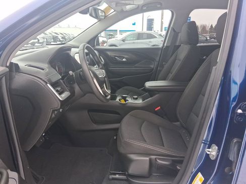 Used 2022 GMC Terrain SLE image 13