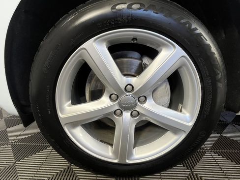 Used 2017 Audi Q5 2.0T Premium Plus w/ Technology Package AWD/4WD image 14
