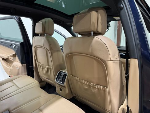 Used 2019 Porsche Macan S image 15