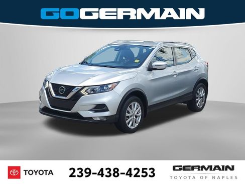 Used 2022 Nissan Rogue Sport SV FWD image 1