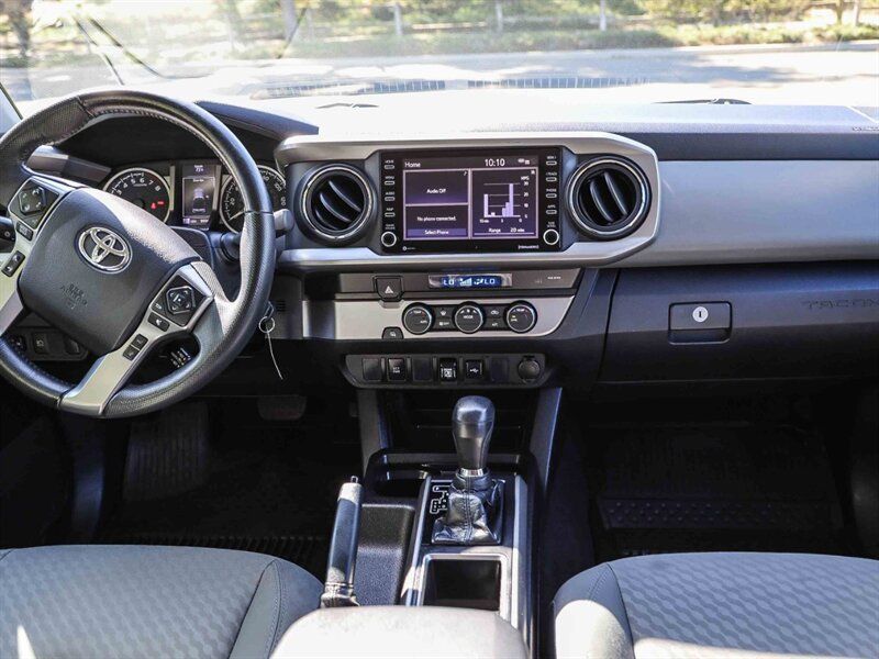 Used 2021 Toyota Tacoma SR5 RWD image 18