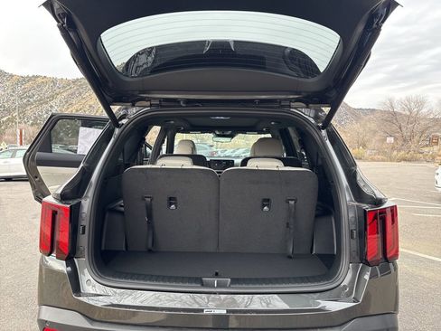 New 2026 Kia Sorento SX Prestige image 32