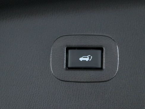 Used 2023 INFINITI QX80 Premium Select w/ All-Season Package AWD/4WD image 34