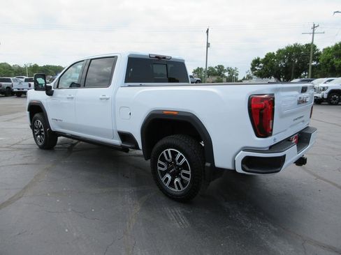 Used 2023 GMC Sierra 2500 AT4 w/ AT4 Premium Plus Package AWD/4WD image 10