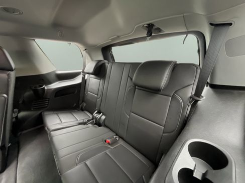 Used 2019 GMC Yukon Denali w/ Open Road Package AWD/4WD image 17