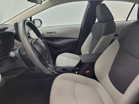 Used 2022 Toyota Corolla LE image 17