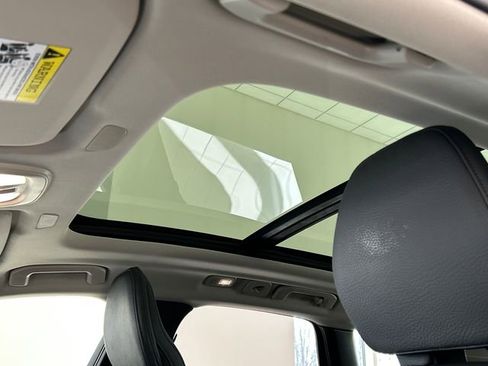 Certified 2025 Volvo XC60 B5 Plus image 12