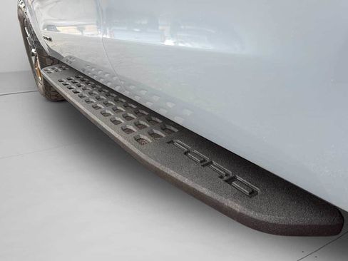 Used 2025 Ford Expedition Tremor image 34