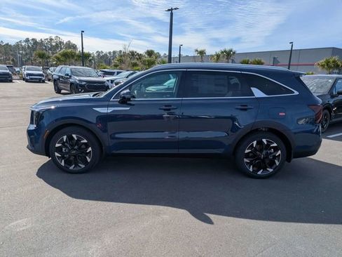 New 2025 Kia Sorento S w/ Panoramic Sunroof Package image 6