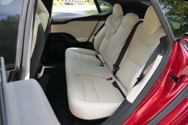 Used 2023 Tesla Model S Plaid AWD/4WD image 26