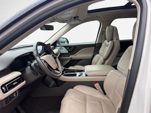 Used 2021 Lincoln Aviator Grand Touring w/ Equipment Group 301A image 12